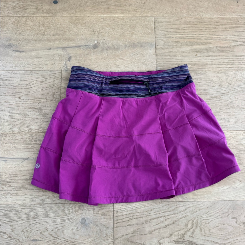 Women's Lululemon skirt size 6